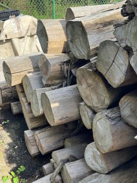 Tiikpuu Saepalgid |  Troopiline puit | Palgid | SOFT IT SP .ZO.O SPÓŁKA Z OGRANICZONĄ ODPO